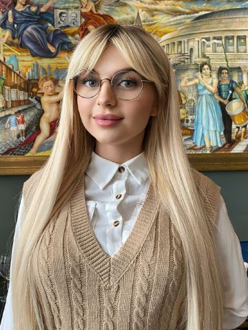 Эльвира Грудастая Блондинка Судак