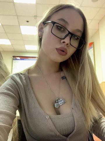 Глория Соблазнительная Блондинка фото 3